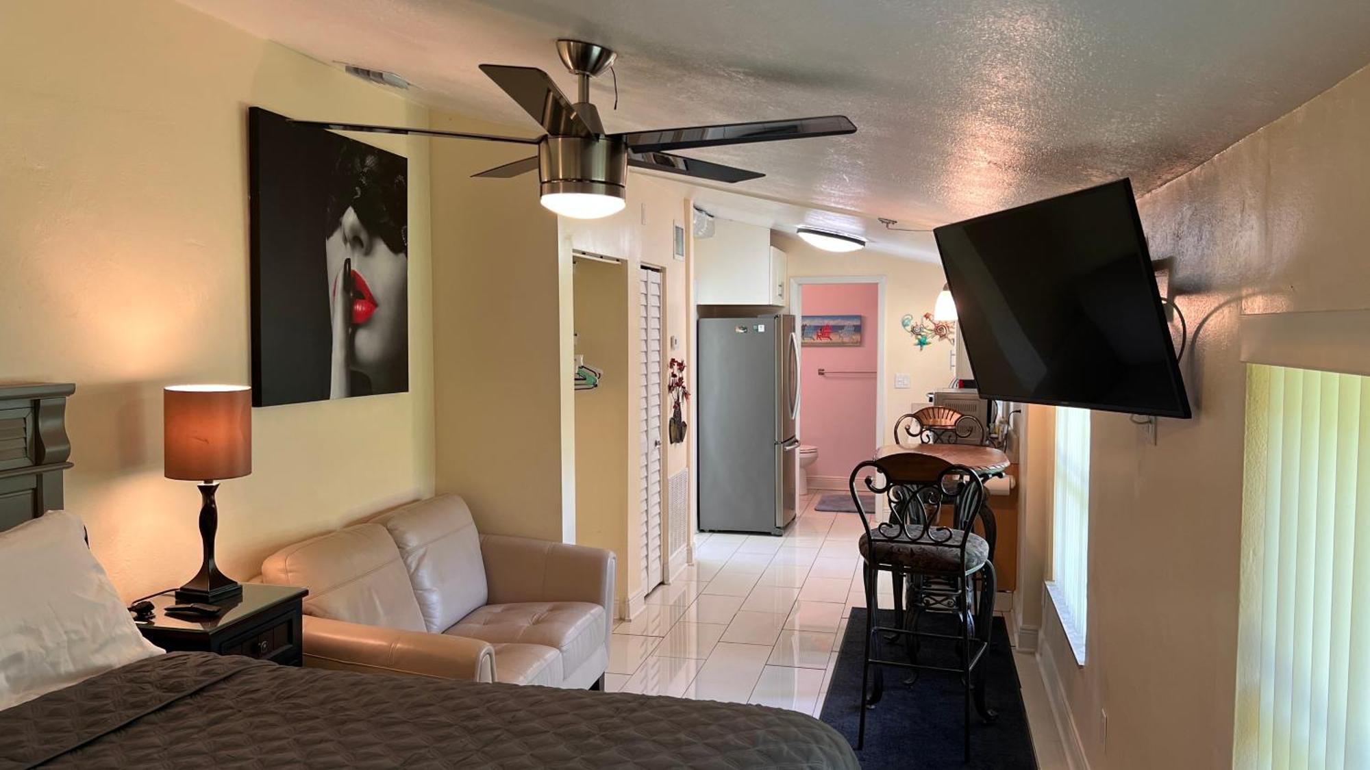 Billy'S Resort- Men Only - Solo Hombres Wilton Manors Экстерьер фото